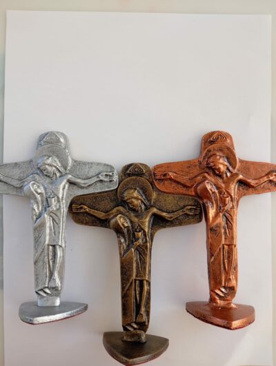 Cruz Grande con pie de Bronce, Plateada y Dorada 19cmx14cm